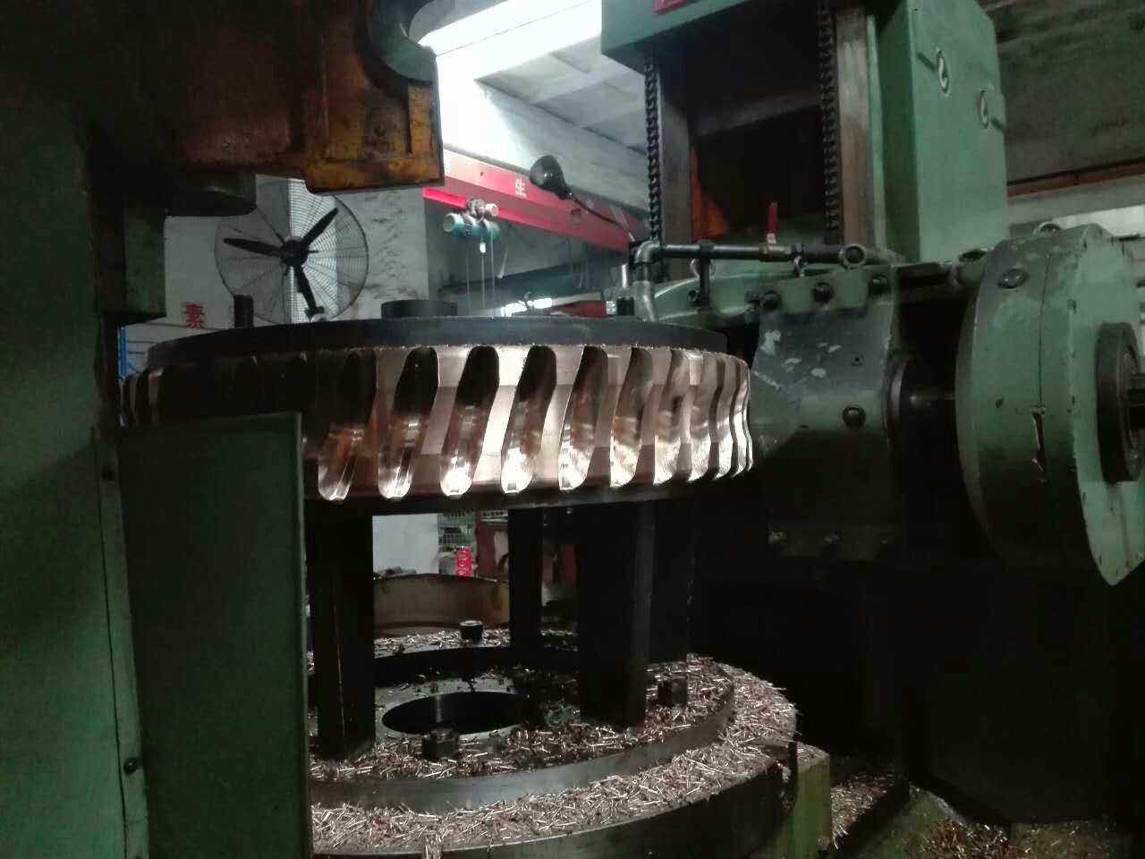 ����΁݆�X�C(j��)